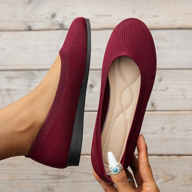 Lis | Zapatos ortopédicos planos sin cordones con diseño cerrado