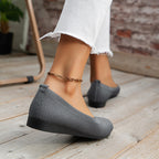 Lis | Zapatos ortopédicos planos sin cordones con diseño cerrado