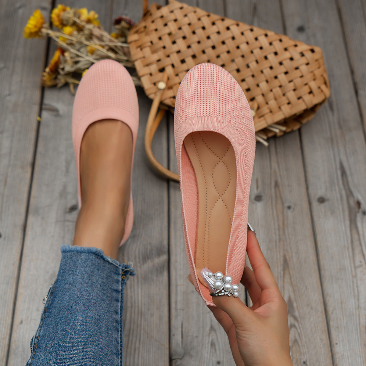 Lis | Zapatos ortopédicos planos sin cordones con diseño cerrado