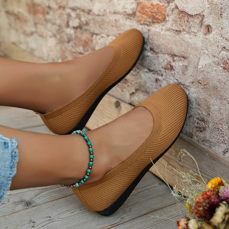 Lis | Zapatos ortopédicos planos sin cordones con diseño cerrado
