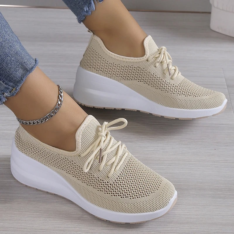 Velmira | Zapatillas para mujer con cordones y diseño cómodo y ligero